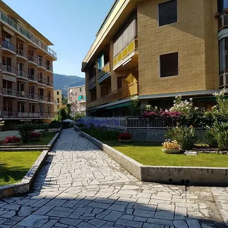 別荘 Casa Alessia Sanremo *